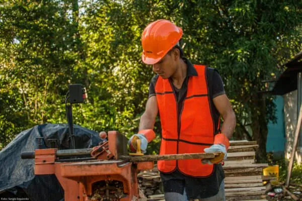 Carpenters in Petén