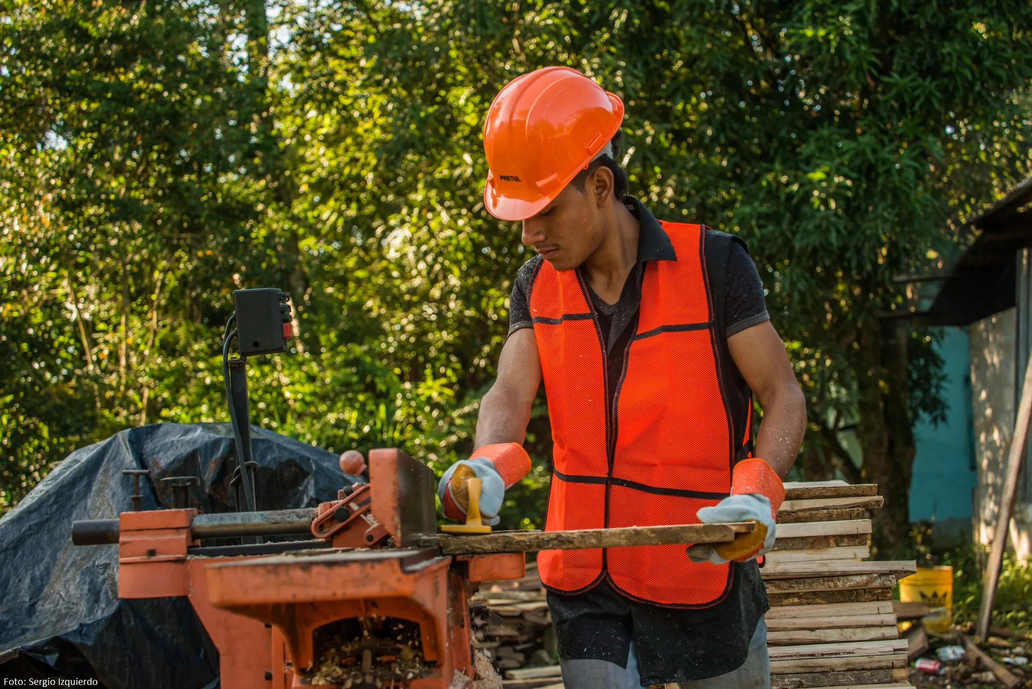 Carpenters in Petén