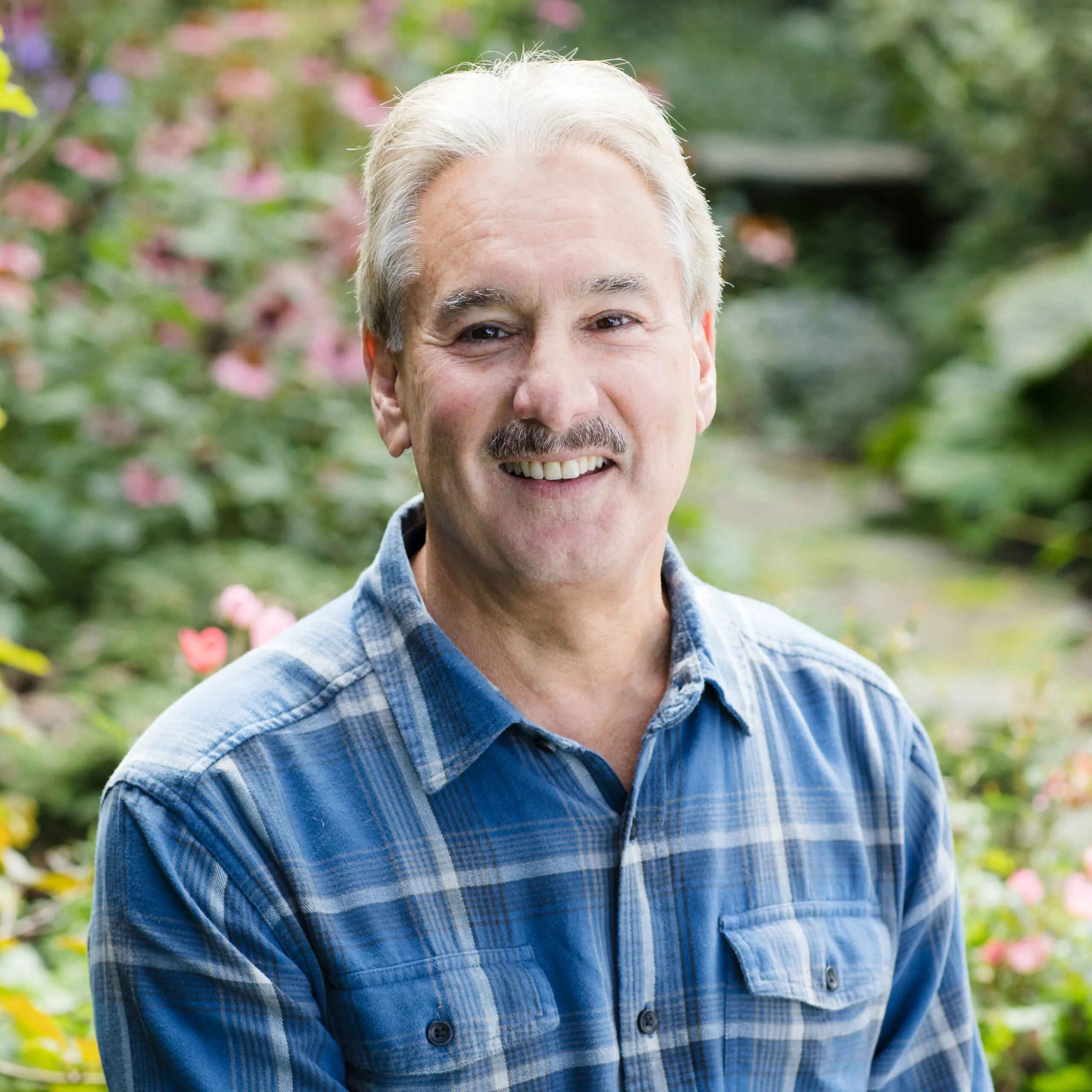 Eric Roehrig Eric Rothenberg | Rainforest Alliance